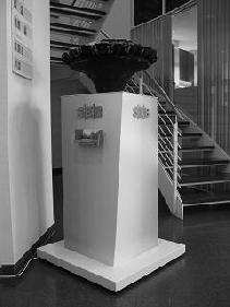 Stele mit Beleuchung
